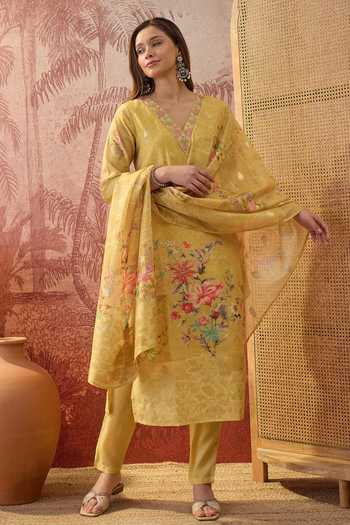 Buy_Jhambthreads_Yellow Chanderi, Muslin V-neck Printed Kurta And Pant Set _at_Aza_Fashions