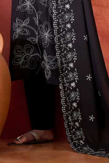 Jhambthreads_Black Silk Embroidery V-neck Kurta Set _Online_at_Aza_Fashions