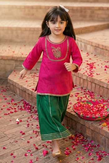 Shop_Petite Pomme_Pink Silk Embroidery, Zari Paisley Kurta And Lehenga Set _at_Aza_Fashions