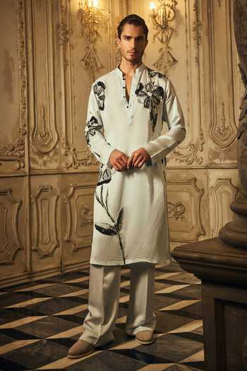 Buy_Mahima Mahajan_Blue Satin, Linen Embroidery Vedant Kurta And Pant Set _at_Aza_Fashions