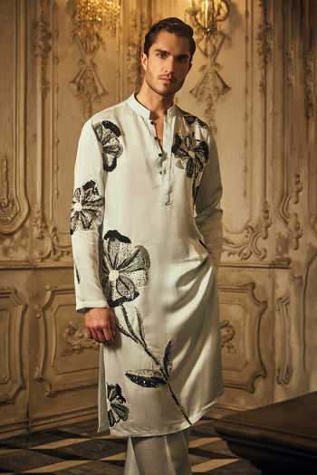Mahima Mahajan_Blue Satin, Linen Embroidery Vedant Kurta And Pant Set _at_Aza_Fashions