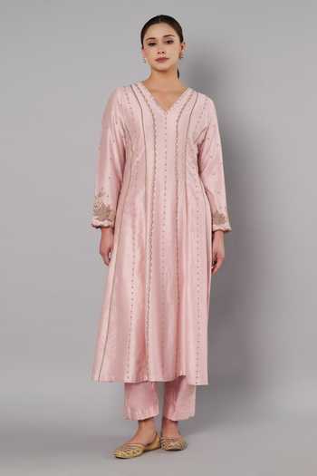 Buy_Doux Amour_Pink Chanderi Embroidery, Beads V-neck Spring Halo Anarkali Set _Online_at_Aza_Fashions