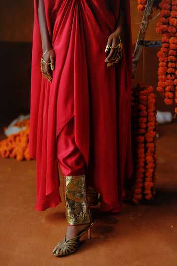 Buy_Alam By Tulsi Patel_Red Silk Gota Patti Collared Bela Hand Embroidered Cape And Pant Set _Online_at_Aza_Fashions
