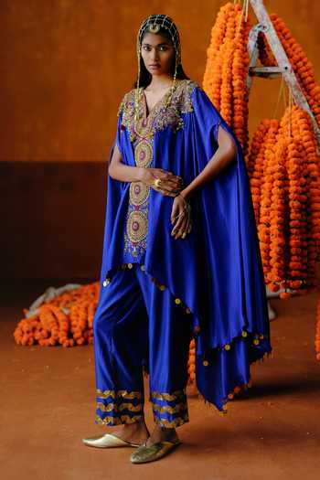 Buy_Alam By Tulsi Patel_Blue Silk Gota Patti V-neck Kaneri Embroidered Cape And Pant Set 