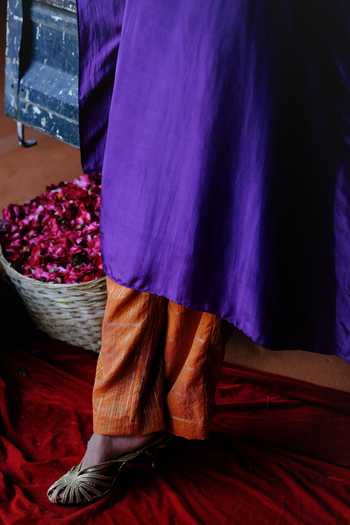 Alam By Tulsi Patel_Gold Silk Embroidery, Zari Round Neck Champa Yoke Handwoven Kaftan And Pant Set _Online_at_Aza_Fashions