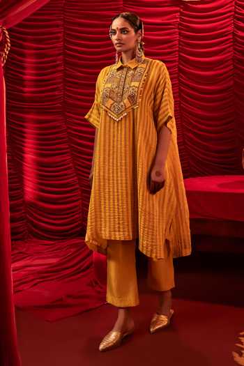Buy_Alam By Tulsi Patel_Yellow Silk Zari, Tassels Mandarin Collar Avya Striped Kurta And Pant Set _at_Aza_Fashions