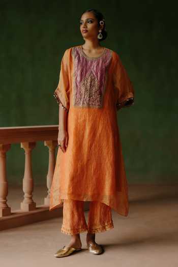 Shop_Alam By Tulsi Patel_Orange Tissue Embroidery, Zari, Beads Gulnar Contrast Yoke Kurta And Pant Set 