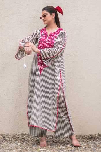 Buy_Daljit Sudan_Pink Cotton Embroidery Split V-neck, Yes Grey Stripes Kurta And Pant Set 