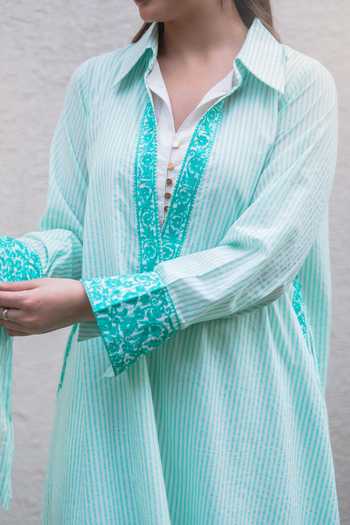 Buy_Daljit Sudan_Teal Cotton Embroidery Split V-neck Light Striped Phiran Kurta Set _Online