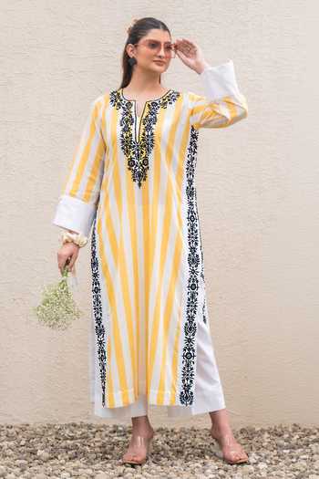 Buy_Daljit Sudan_Yellow Cotton Embroidery Split V-neck Striped Kurta And Pant Set _at_Aza_Fashions