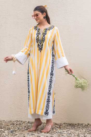 Daljit Sudan_Yellow Cotton Embroidery Split V-neck Striped Kurta And Pant Set _Online