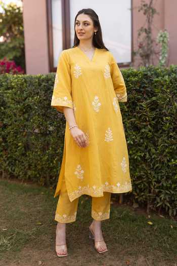 Shop_ASRUMO_Yellow Linen Embroidery V-neck Hand Kurta Set _Online_at_Aza_Fashions