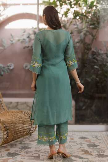 Shop_ASRUMO_Green Viscose Embroidery V-neck Hand Kurta Set _at_Aza_Fashions
