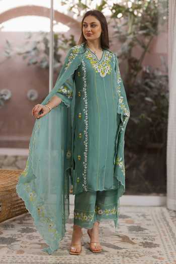 Buy_ASRUMO_Green Viscose Embroidery V-neck Hand Kurta Set _Online_at_Aza_Fashions