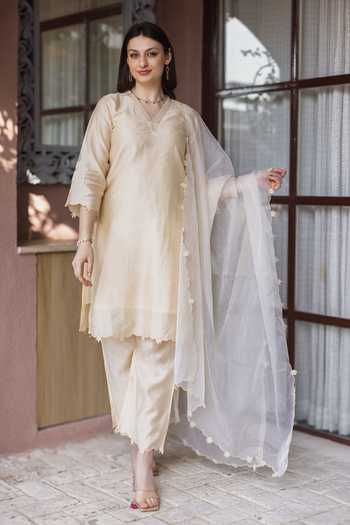 Buy_ASRUMO_Gold Chanderi, Organza Embroidery V-neck, Yes Straight Kurta Set _at_Aza_Fashions