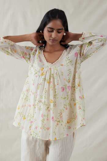 Buy_Dhaari_Pink Silk, Cotton V-neck Handwoven Blouse And Slip Set _at_Aza_Fashions