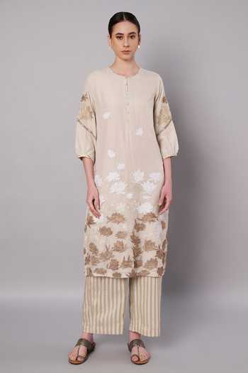 Shop_Doux Amour_Ivory Chanderi, Tissue Round Neck Petal Promise Embroidered Kurta Set _Online_at_Aza_Fashions