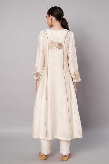 Shop_Doux Amour_Ivory Chanderi V-neck Spring Halo Embroidered Anarkali Set _at_Aza_Fashions