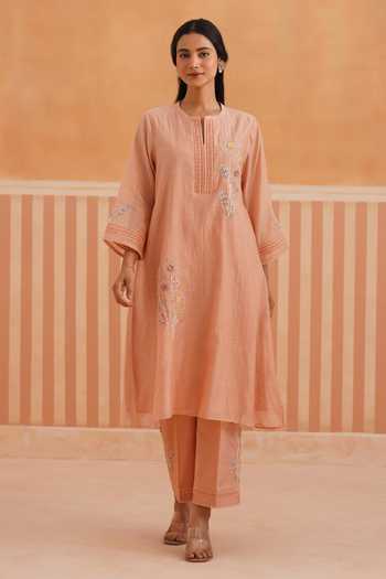 Buy_OMI_Peach Chanderi, Cotton Satin Embroidery Round Neck Mul Kurta And Pant Set _at_Aza_Fashions