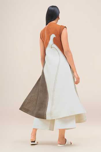 Buy_Ampm_Ivory Linen V-neck Swan Printed Jacket And Palazzo Set 
