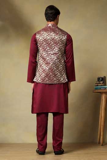 Shop_Pomcha Jaipur_Maroon Silk Zari Chaap Brocade Bundi Kurta Set _at_Aza_Fashions