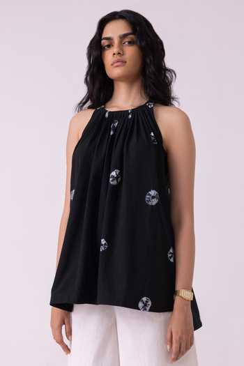 Buy_The Summer House_Black Cotton Round Neck Margo Bandhani Handwoven Top _at_Aza_Fashions