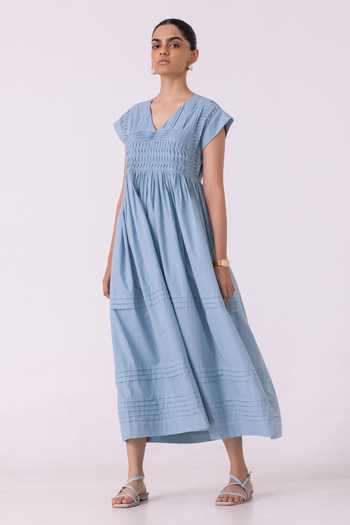 Buy_The Summer House_Blue Cotton, Cambric V-neck Aelia Pleated Midi Dress 