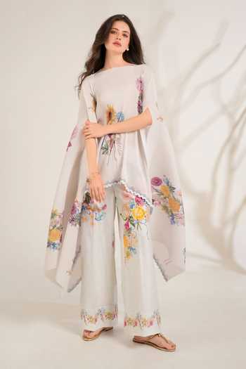 Buy_Moh India_White Satin Boat Neck Summer Love Pleated Cape 