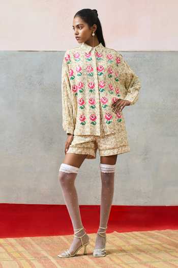 Pooja Rajgarhia Gupta_Beige Georgette Elba Lace Trim Shorts _Online_at_Aza_Fashions