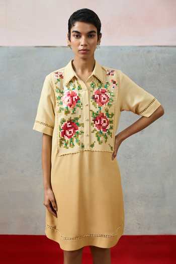 Buy_Pooja Rajgarhia Gupta_Beige Georgette Collared Ponza Floral Pattern Dress _at_Aza_Fashions