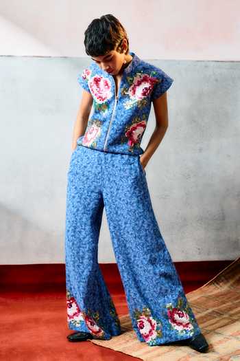 Buy_Pooja Rajgarhia Gupta_Blue Georgette Corsica Pixel Floral Pant _at_Aza_Fashions