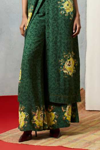 Buy_Pooja Rajgarhia Gupta_Green Georgette Collared Ponza Floral Pattern Tunic Set _Online_at_Aza_Fashions