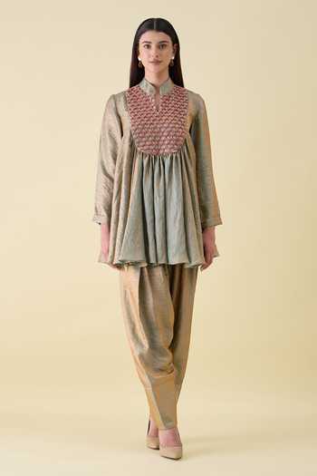 Buy_Aakaar_Beige Silk Mandarin Metallic Sequin Embellishment Dual Kurta And Salwar Set _at_Aza_Fashions