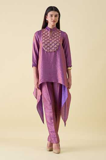 Buy_Aakaar_Purple Silk Mandarin Collar, Yes Metallic Sequin Embellished Kurta And Pant Set _at_Aza_Fashions