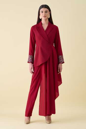Buy_Aakaar_Red Crepe Crystal Applique Sleeve Blazer And Pant Set _at_Aza_Fashions