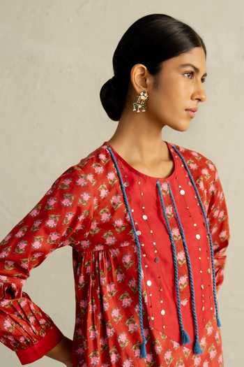 Charkhee_Red Cotton Round Neck Phool Dori Short Kurta And Salwar Set _Online_at_Aza_Fashions
