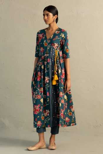 Buy_Charkhee_Teal Cotton, Chanderi V-neck, Yes Phool Print Angarkha Kurta Set _Online_at_Aza_Fashions