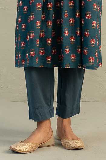 Charkhee_Teal Cotton, Chanderi Round Neck, Yes Phool Print Pintuck Kurta Set _Online_at_Aza_Fashions