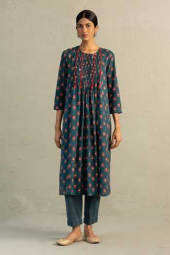 Buy_Charkhee_Teal Cotton, Chanderi Round Neck, Yes Phool Print Pintuck Kurta Set 