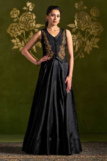 Buy_Almaari By Pooja Patel_Black Tussar, Silk Rohini Antique Embroidered Coat And Lehenga Set _at_Aza_Fashions