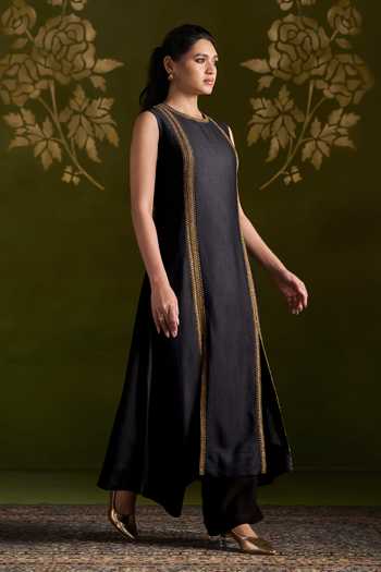 Shop_Almaari By Pooja Patel_Black Tussar, Silk Round Neck Roshmika Handmade Kurta And Pant Set _Online_at_Aza_Fashions