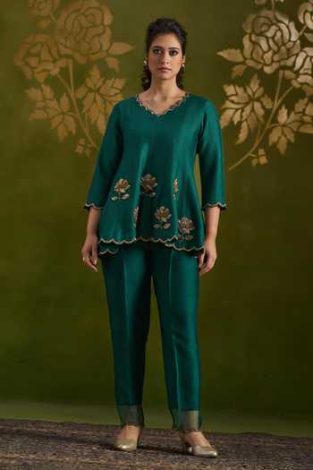 Buy_Almaari By Pooja Patel_Green Tussar, Silk Rohisha Handmade Top And Pant Set _at_Aza_Fashions