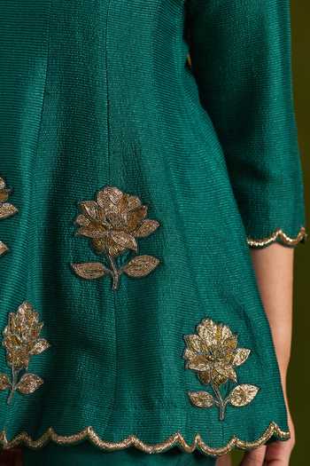 Buy_Almaari By Pooja Patel_Green Tussar, Silk Rohisha Handmade Top And Pant Set _Online