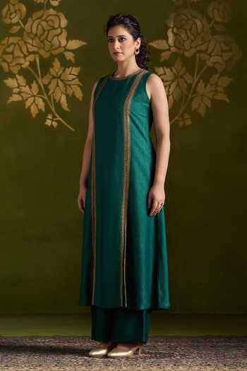 Almaari By Pooja Patel_Green Tussar, Silk Round Neck, Yes Roshmika Handmade Kurta Set _Online_at_Aza_Fashions