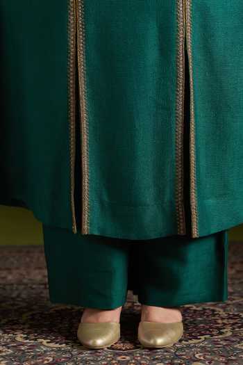 Almaari By Pooja Patel_Green Tussar, Silk Round Neck, Yes Roshmika Handmade Kurta Set _at_Aza_Fashions