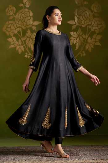 Buy_Almaari By Pooja Patel_Black Tussar, Silk, Organza Round Neck Rochana Handmade Anarkali Set _Online_at_Aza_Fashions