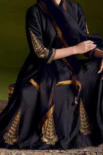 Almaari By Pooja Patel_Black Tussar, Silk, Organza Round Neck Rochana Handmade Anarkali Set _at_Aza_Fashions