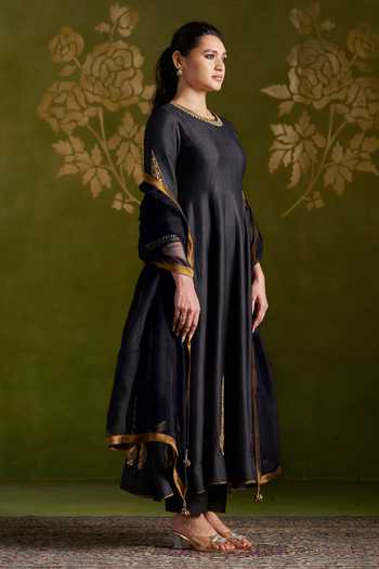 Almaari By Pooja Patel_Black Tussar, Silk, Organza Round Neck Rochana Handmade Anarkali Set _Online