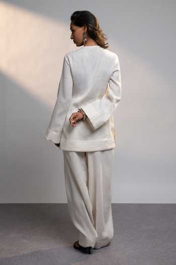 Shop_Style Junkiie_White Linen V-neck Summer Mirror Kurta And Farsi Pant Set _at_Aza_Fashions