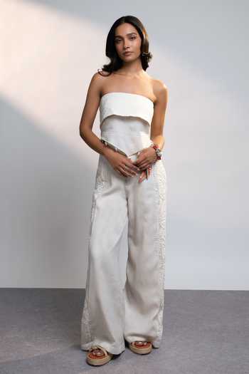 Buy_Style Junkiie_White Linen Bandeau Neck Summer Cutwork Schiffli Scarf Top _at_Aza_Fashions
